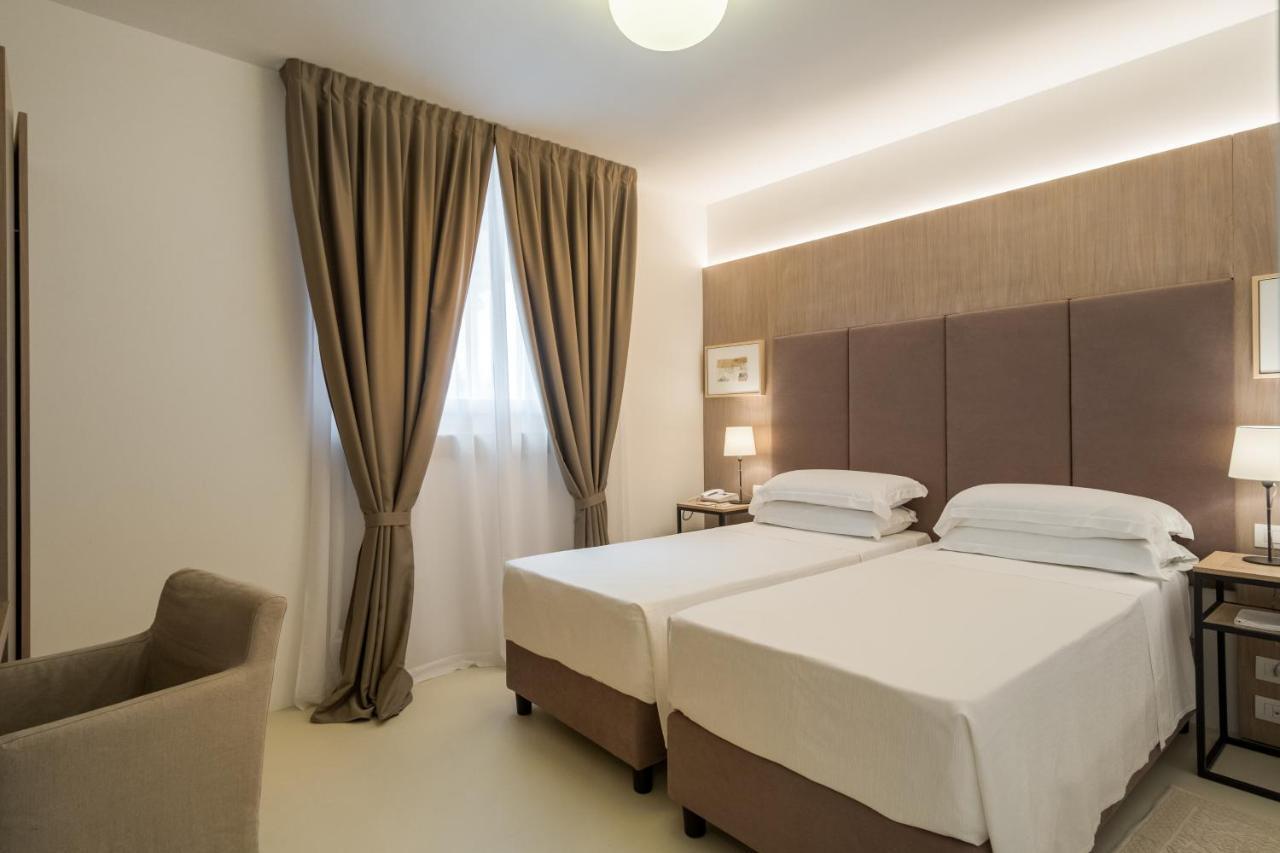 Hotel Furnirussi Tenuta 5*